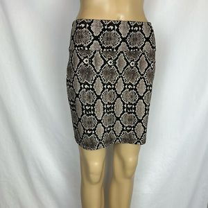 Snake Print Pull On Mini Skirt. No Tag. Stretch Material.